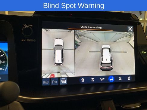 New 2026 Subaru Outback Touring XT image 9