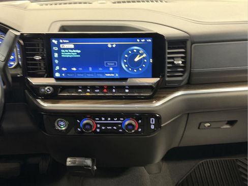Certified 2022 Chevrolet Silverado 1500 RST AWD/4WD image 30
