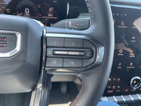 Used 2025 GMC Acadia AT4 w/ LPO, Floor Liner Package AWD/4WD image 28