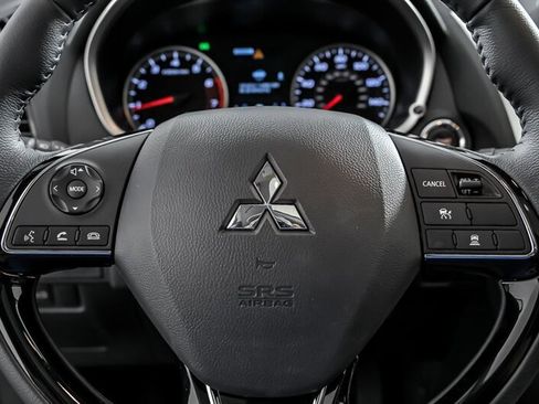 New 2025 Mitsubishi Eclipse Cross SE image 18