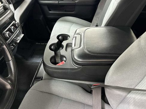 Used 2021 RAM 3500 Big Horn image 23