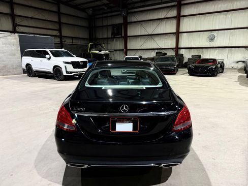 Used 2018 Mercedes-Benz C 300 Sedan w/ Premium Package image 6