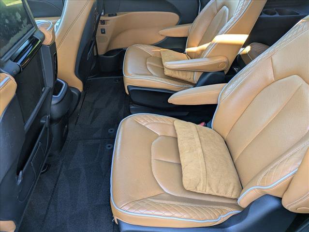 Used 2022 Chrysler Pacifica Pinnacle AWD/4WD image 20