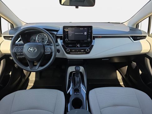 Used 2022 Toyota Corolla LE w/ LE Convenience Package FWD image 9