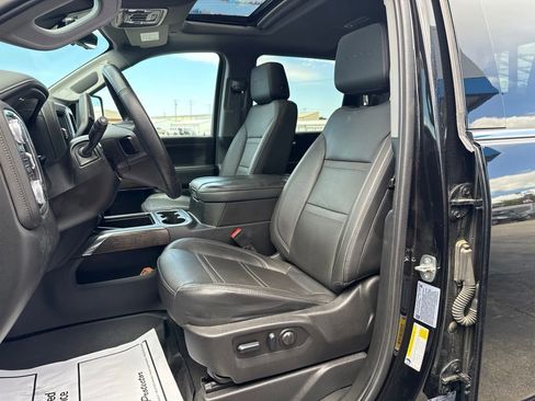 Used 2023 GMC Sierra 3500 Denali w/ Denali Black Diamond Edition AWD/4WD image 13