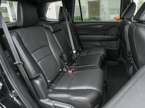 Used 2024 Honda Passport EX-L image 36