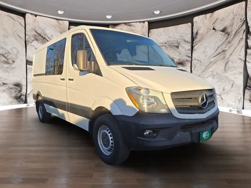 Used 2017 Mercedes-Benz Sprinter 2500 image 21