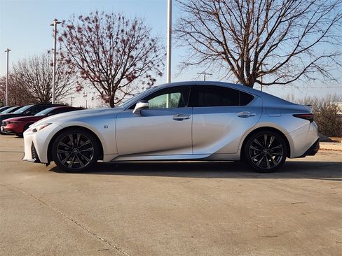 Used 2023 Lexus IS 350 F Sport image 4