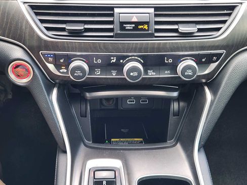 Certified 2021 Honda Accord Touring image 18