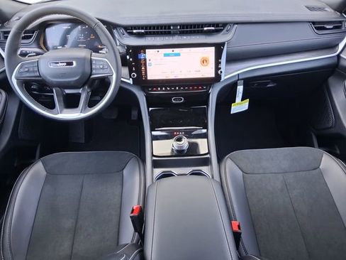 New 2026 Jeep Grand Cherokee Altitude RWD image 14