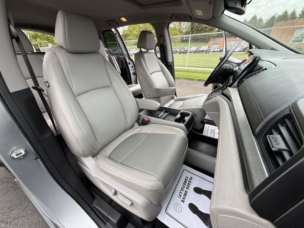 Used 2018 Honda Odyssey EX-L image 17