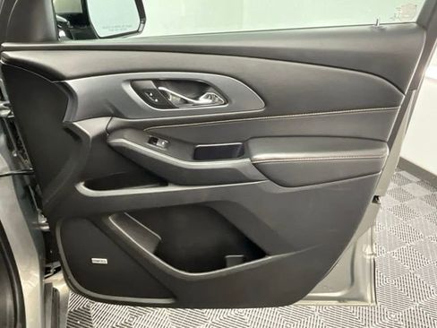 Used 2019 Chevrolet Traverse Premier w/ LPO, Cargo Package AWD/4WD image 13