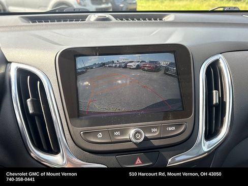 Used 2018 Chevrolet Equinox LT w/ Sun & Infotainment Package AWD/4WD image 24