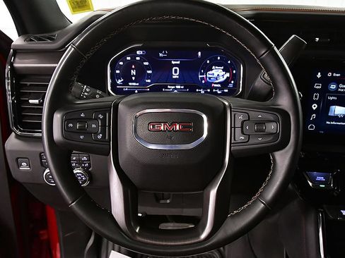 Used 2025 GMC Sierra 2500 AT4 w/ AT4 Premium Plus Package AWD/4WD image 23