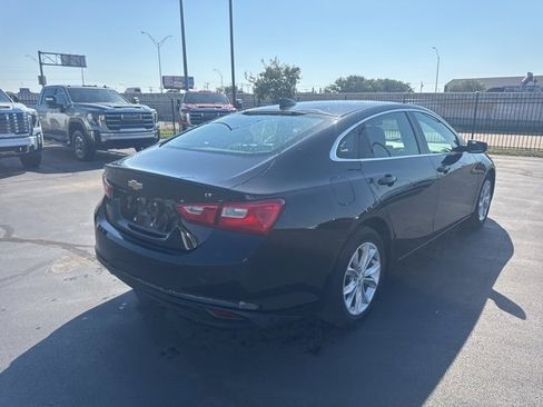 Used 2024 Chevrolet Malibu LT image 3