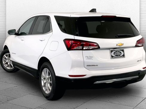 Used 2024 Chevrolet Equinox LT AWD/4WD image 11