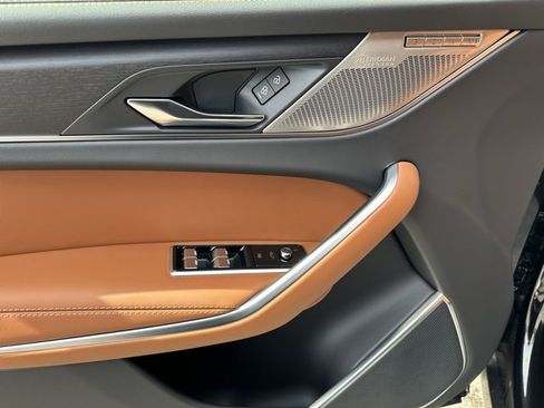New 2026 Jaguar F-PACE R-Dynamic S image 18