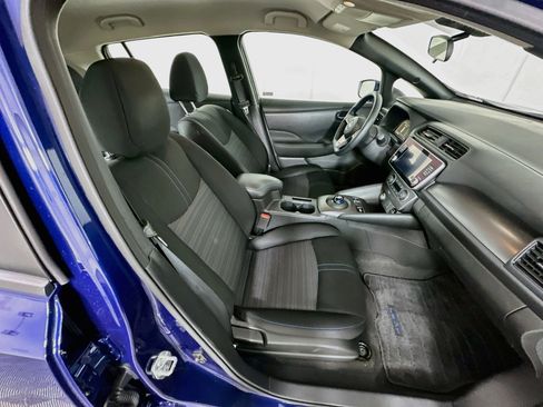 Used 2024 Nissan Leaf S FWD image 28