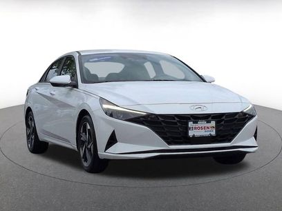 Certified 2023 Hyundai Elantra SEL w/ Convenience Package