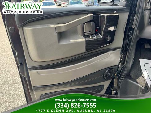 Used 2021 Chevrolet Express 2500 w/ Enhanced Convenience Package RWD image 27