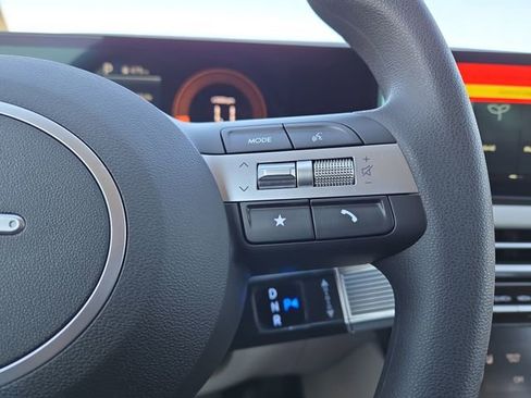 New 2026 Hyundai Tucson SEL image 18