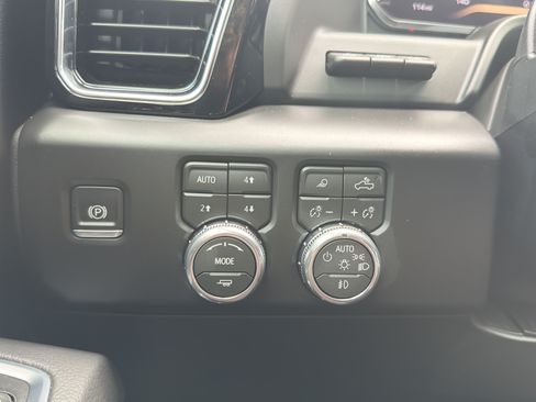 New 2026 GMC Sierra 1500 Denali AWD/4WD image 30