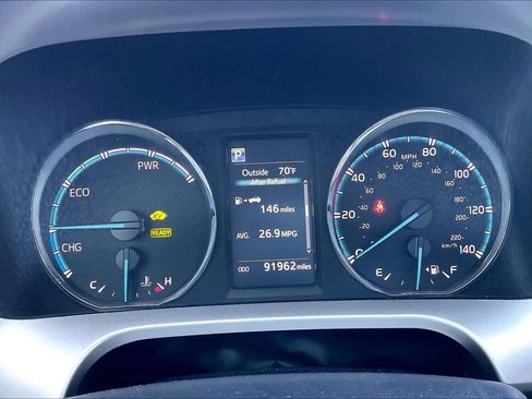 Certified 2017 Toyota RAV4 XLE w/ Carpet Mat Package image 26