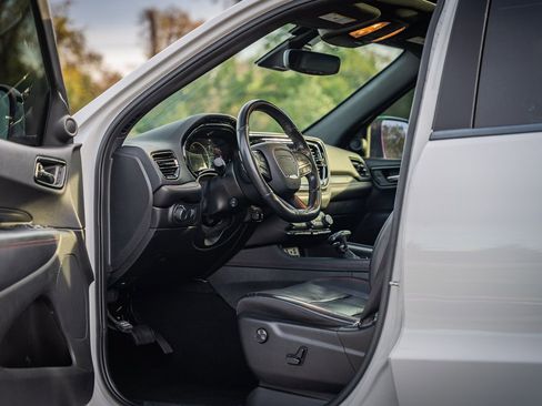 Used 2024 Dodge Durango GT image 21