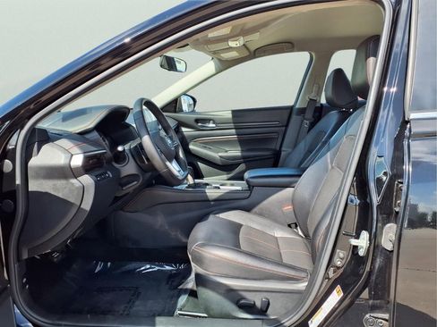 Used 2020 Nissan Altima 2.5 SR FWD image 14