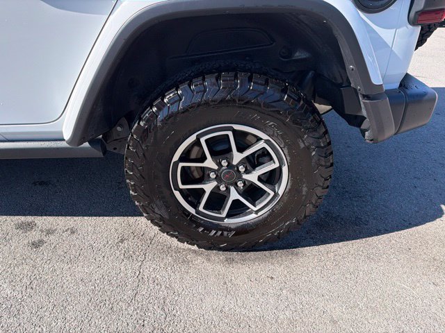 Used 2026 Jeep Wrangler Unlimited Rubicon w/ Safety Group AWD/4WD image 14