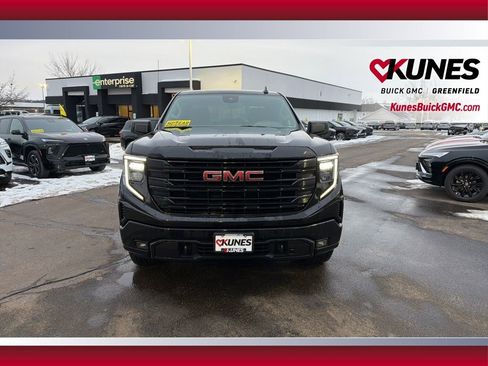 Used 2023 GMC Sierra 1500 Elevation image 12