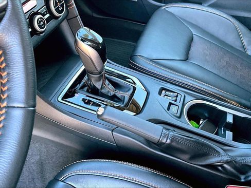 Used 2022 Subaru Crosstrek 2.5i Limited w/ Moonroof Package 2 image 14