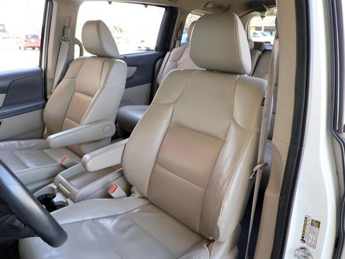 Used 2011 Honda Odyssey Touring image 20