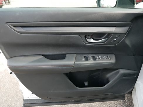 Used 2025 Honda CR-V Sport-L image 24