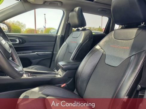 Used 2022 Jeep Compass Trailhawk w/ Sun and Sound Group AWD/4WD image 13