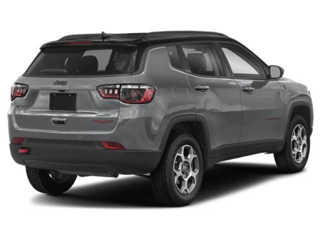 Used 2022 Jeep Compass Trailhawk AWD/4WD image 2