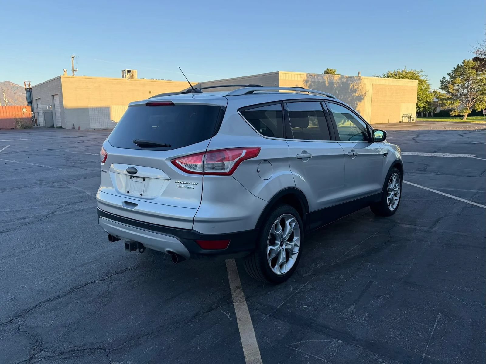 Used 2013 Ford Escape Titanium w/ Parking Technology Pkg FWD image 5