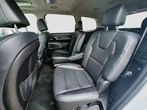 Used 2025 Kia Telluride S AWD/4WD image 30