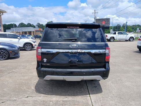 Used 2018 Ford Expedition Max Limited AWD/4WD image 4