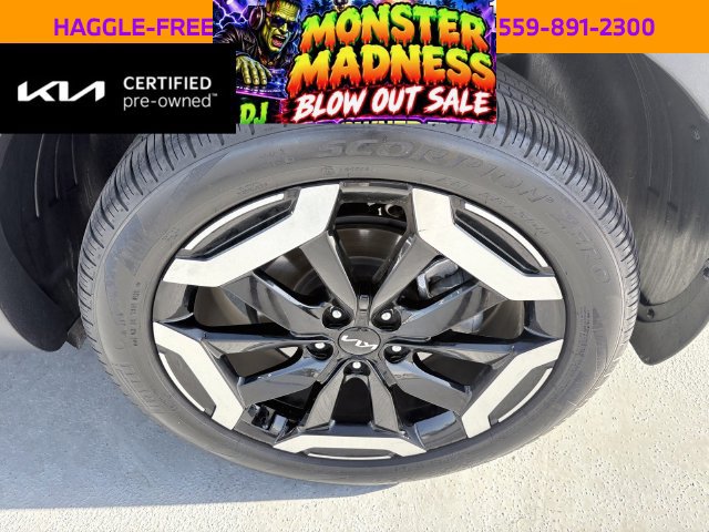 Certified 2024 Kia Telluride S w/ S Sunroof Package AWD/4WD image 26