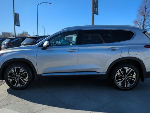 Used 2019 Hyundai Santa Fe Limited image 8