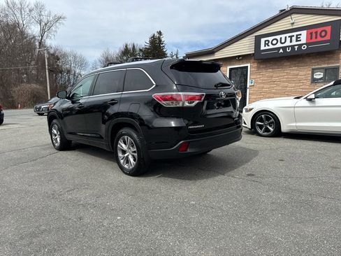 Used 2015 Toyota Highlander XLE AWD/4WD image 13