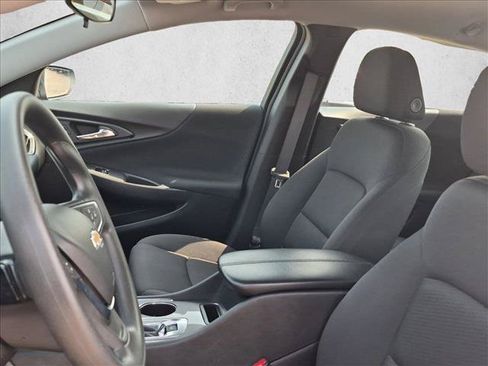 Used 2025 Chevrolet Malibu LT FWD image 16