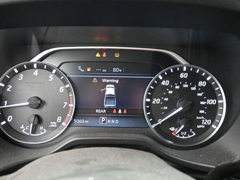 Used 2024 Nissan Titan SV w/ Accessory Utility Package RWD image 14