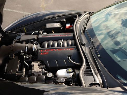 Used 2008 Chevrolet Corvette Convertible w/ Preferred Equipment Group image 45