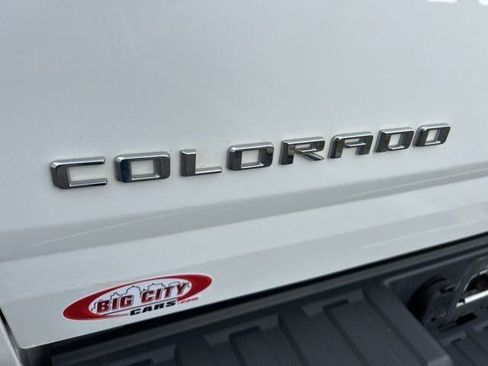 Used 2022 Chevrolet Colorado LT w/ Safety Package image 50