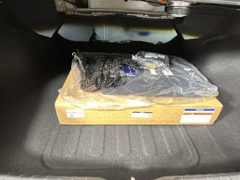 Used 2025 Hyundai Elantra Limited FWD image 29