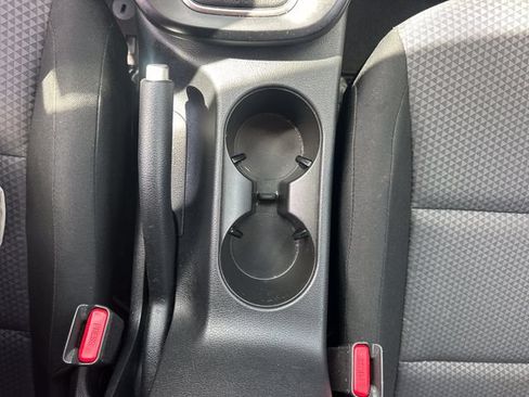 Certified 2025 Kia Soul LX w/ LX Technology Package FWD image 21