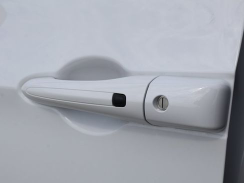 New 2026 Chrysler Pacifica Select image 19