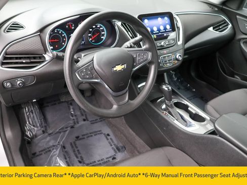Used 2019 Chevrolet Malibu LT FWD image 5